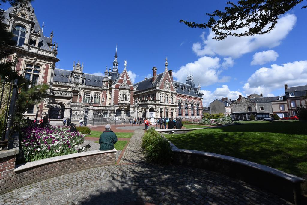 Hotel Le Grand Pavois Fécamp Exteriör bild
